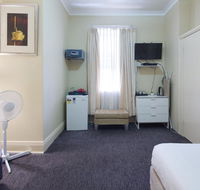 Neutral Bay Lodge - Cruises Travel