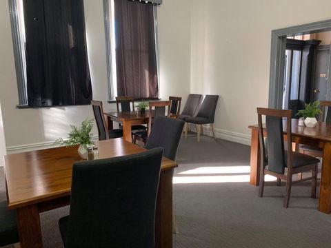 New Cornwall Hotel - Travel Search 2