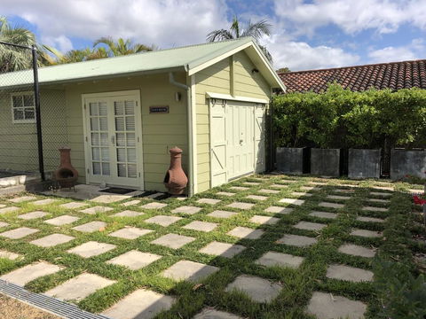 NEW: Tranquil Retreat -The Barn House Ingleside, Northern Beaches - Cruises Travel 0