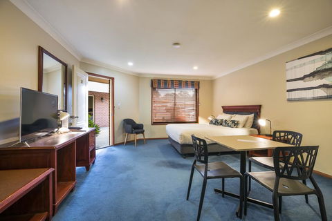 Nightcap At Federal Hotel Toowoomba - Cruises Travel 3