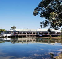 Nightcap at Waterfront Hotel - Tourism Guide