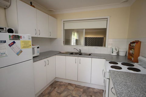 NORTH HAVEN SEA BREEZE - 9 David Campbell St , North Haven - Tourism Guide 0
