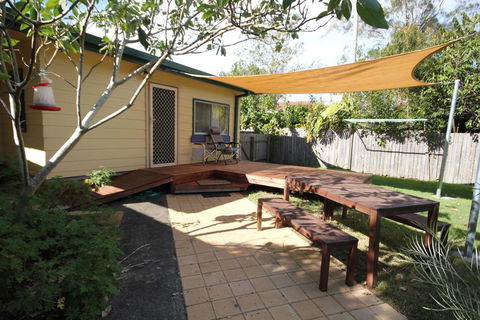 NORTH HAVEN SEA BREEZE - 9 David Campbell St , North Haven - Tourism Guide 2