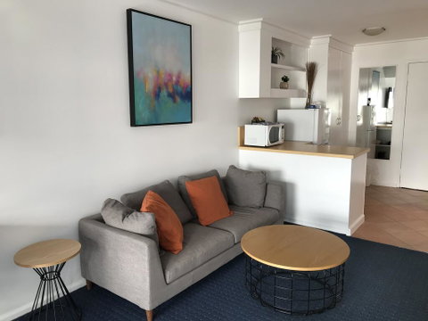 North Pier Hotel - Tourism Guide 1