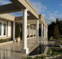 Norwood House Motel  Receptions - Tourism Guide