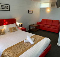 Nowa Nowa Hotel Motel - Cruises Travel
