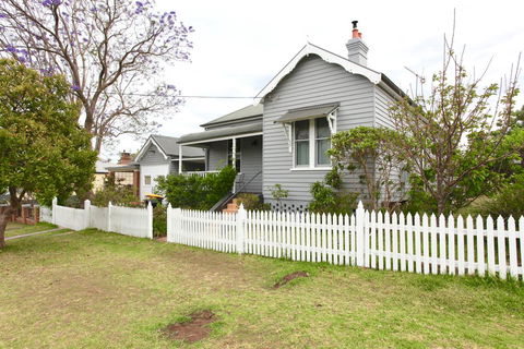 Nowra Beauty - Travel Agents 0