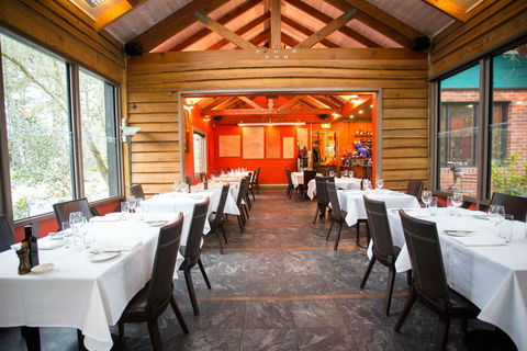 Oakdene Vineyards Guesthouse - Cruises Travel 1