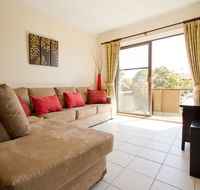 Oaks apartment at dee why beach - Cruises Travel