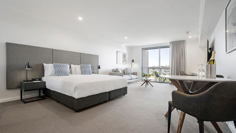 Oaks Toowoomba Hotel - Cruises Travel 0