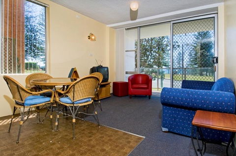 Ocean Court 1 13 Lord Street - Tourism Guide 2