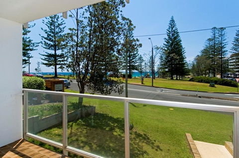 Ocean Court 1 13 Lord Street - Tourism Guide 1