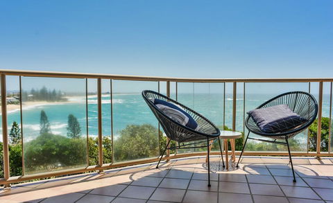 Ocean Front Moffat Beach Private Rooftop Terrace Walk To Cafe's, Restaurants - Cruises Travel 0