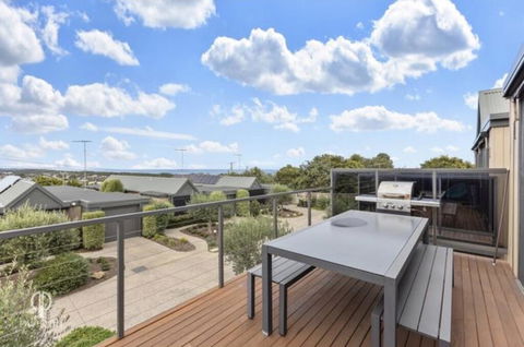 Ocean Grove House With Fantastic Ocean Views - Travel Agents 2