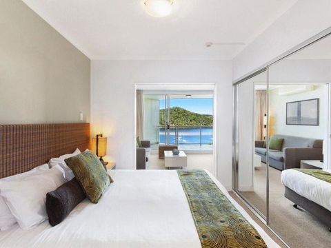 Ocean Panorama - 1 Bedroom Oceanview Apt - Cruises Travel 0