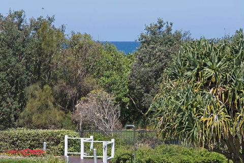 OCEAN RETREAT ON SALT 5203 - Travel Search 3
