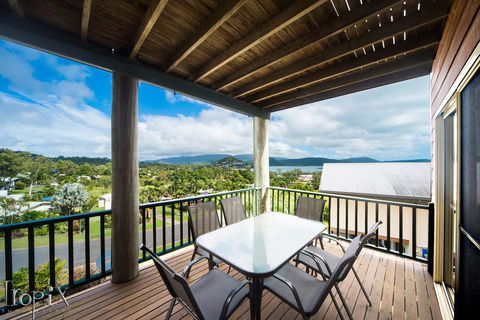 Ocean Views Whitsundays - Tourism Guide 2