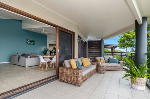 Oceanic Blue - East Ballina - Cruises Travel 2
