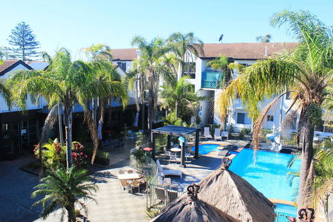 Oceanside Hawks Nest - Tourism Guide 1