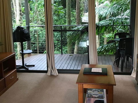 On Obi Maleny - Tourism Guide 2