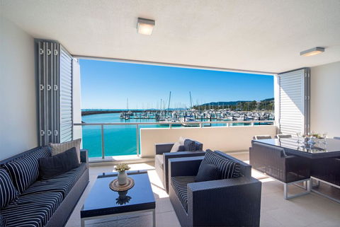 On The Point Airlie Beach - Tourism Guide 1