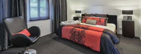 One Thornbury - Tourism Guide 1