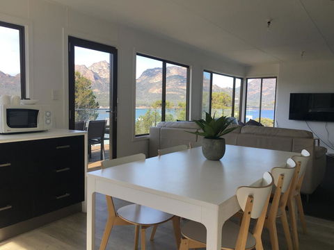 ONTHEBEACH 1 - Travel Agents 2