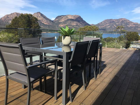 ONTHEBEACH 1 - Travel Agents 0