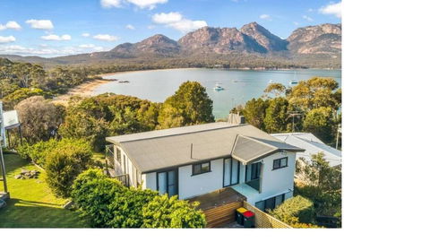 ONTHEBEACH 1 - Travel Agents 1