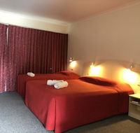 Outback Quarters- Motel Hay - Travel Agents