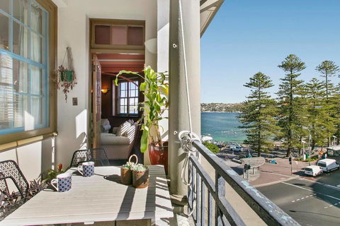 Oversized Manly Penthouse With 180 Ocean Views - Cruises Travel 0