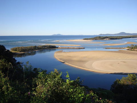 Pacific Studio - Nambucca Heads - Cruises Travel 3