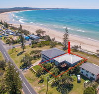 Pacifica 2 - Opposite the beach at Brooms Head - Tourism Guide