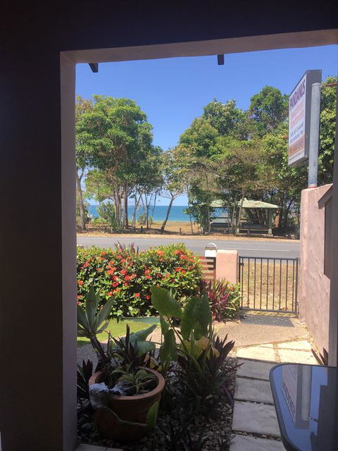 Pandanus Holiday Apartments - Travel Search 1