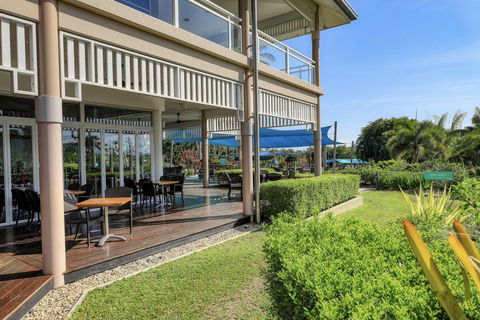 Paradise Palms Resort - Travel Search 1