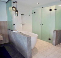 Pasadena Sydney - Travel Search