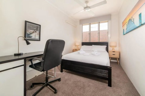 Peaceful 3 Bedroom Apartment In Ascot - Tourism Guide 2