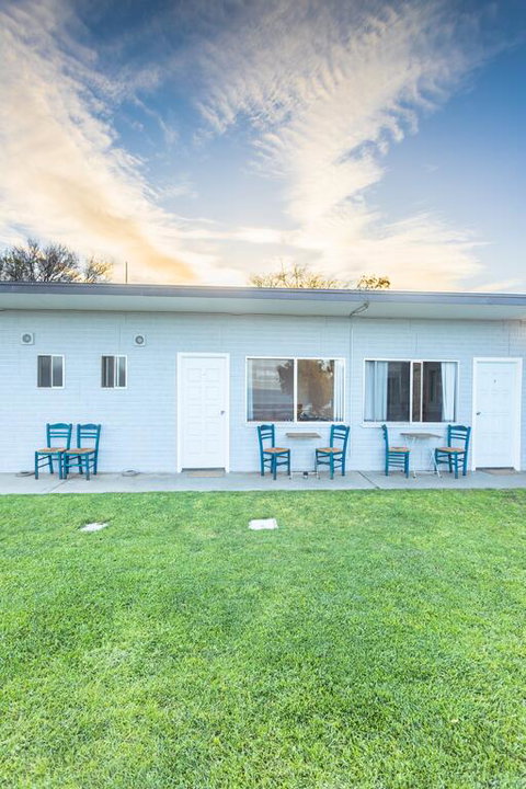 Penneshaw Beach Stay - Travel Search 3