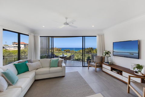 Penthouse Luxe, Sunrise Beach - Travel Search 1