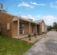 PERFECT ON PYMBLE AVE - Travel Search
