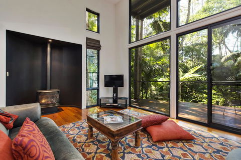 Pethers Rainforest Retreat - Travel Search 0
