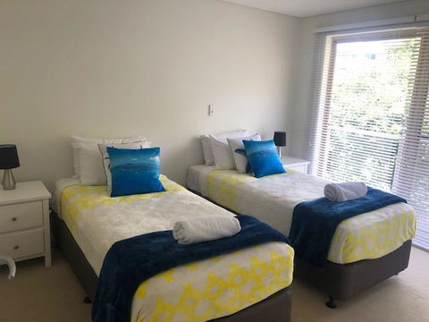 Phil's Place On Airlie - Travel Search 2