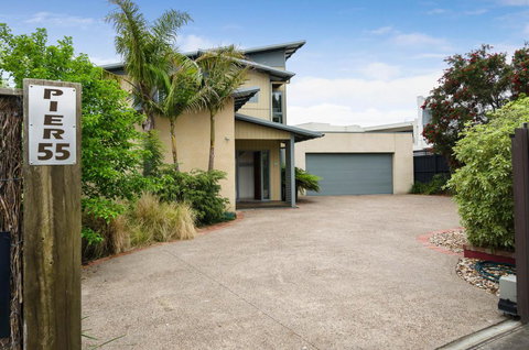 PIER 55 - DROMANA... - Tourism Guide 2
