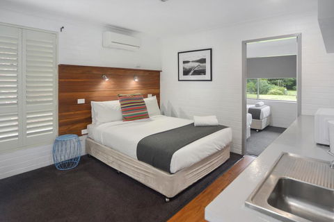 Pleasant Way River Lodge - Travel Agents 2