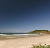 Plomer Beach House - Travel Agents