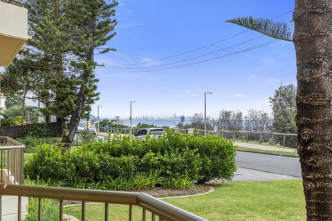 POINTVIEW LODGE, UNIT 1 - Tourism Guide 0