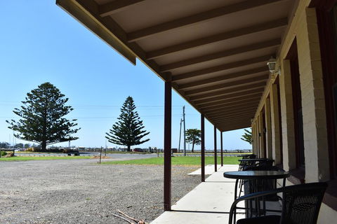 Port Albert Motel - Travel Search 3