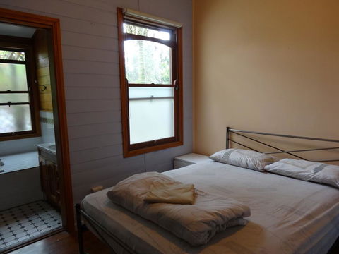 Port Macquarie Backpackers - Travel Agents 1