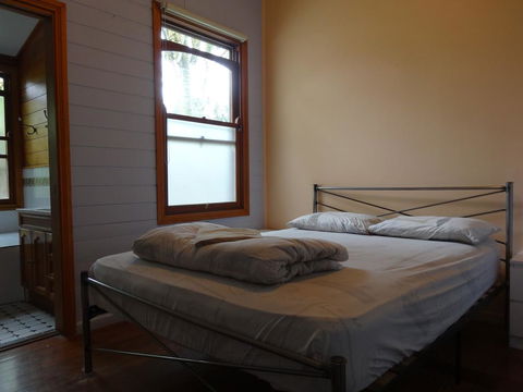 Port Macquarie Backpackers - Travel Agents 2