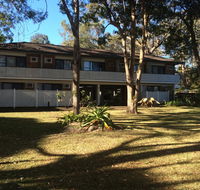 Port Stephens Motel - Cruises Travel